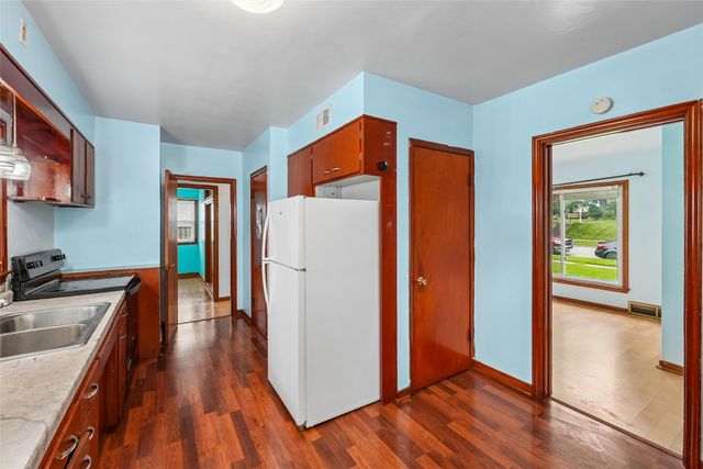 401 N 4th Street, Marshalltown, IA 50158