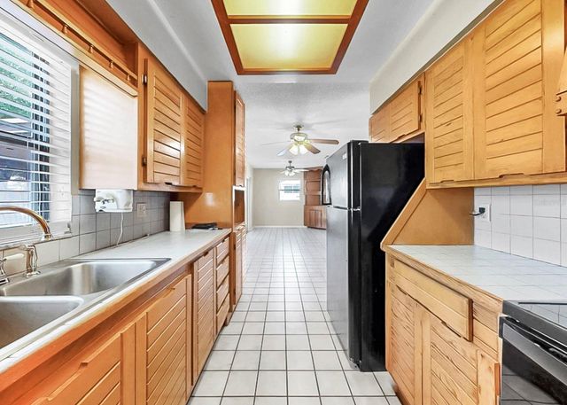 1006 SAXON COURT, Brandon, FL 33510