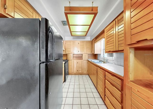 1006 SAXON COURT, Brandon, FL 33510