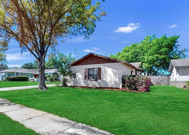 1006 SAXON COURT, Brandon, FL 33510