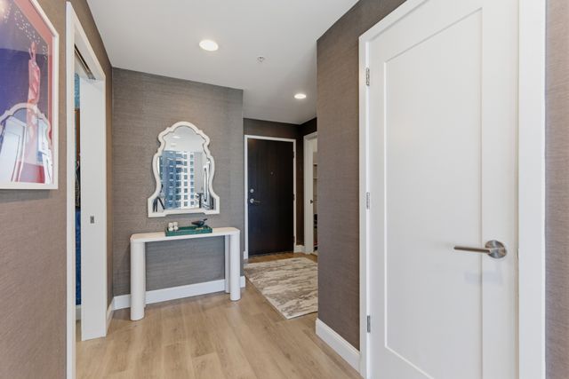 1212 Laurel St Apt 1202, Nashville, TN 37203