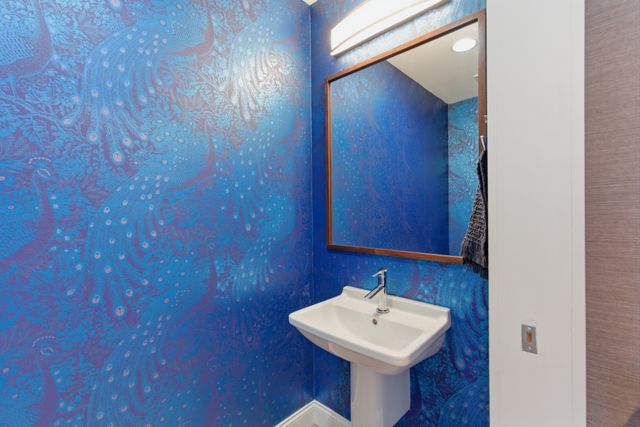 1212 Laurel St Apt 1202, Nashville, TN 37203