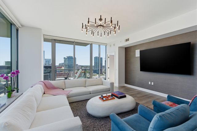 1212 Laurel St Apt 1202, Nashville, TN 37203