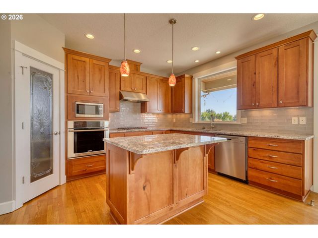 33058 CHURCH Rd, Warren, OR 97053