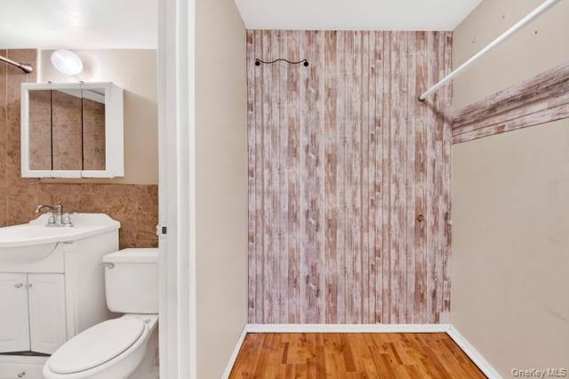 2035 Central Park Avenue 3M, Yonkers, NY 10710