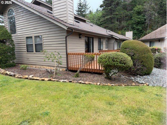 1722 ARCH Ln, Brookings, OR 97415