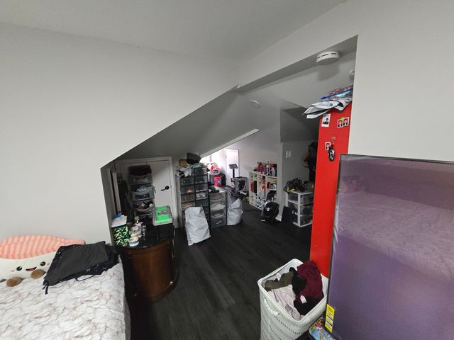 1400 N LOTUS Avenue, Chicago, IL 60651