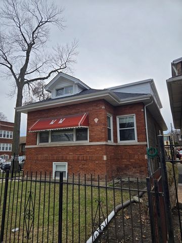 1400 N LOTUS Avenue, Chicago, IL 60651
