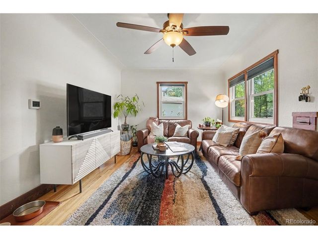 2636 S Pearl St, Denver, CO 80210