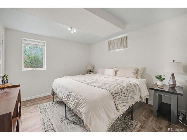 2636 S Pearl St, Denver, CO 80210