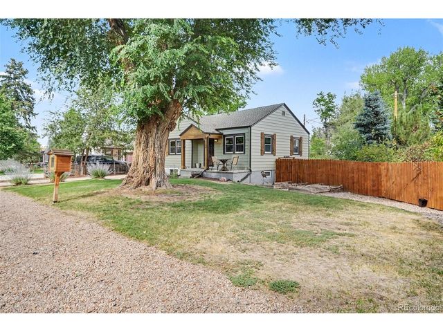 2636 S Pearl St, Denver, CO 80210
