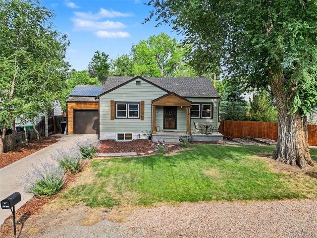 2636 S Pearl St, Denver, CO 80210