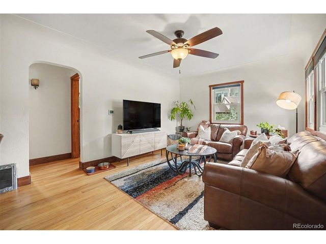 2636 S Pearl St, Denver, CO 80210