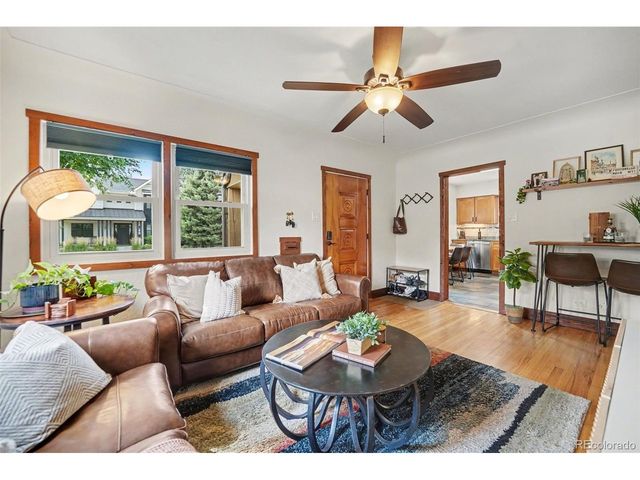 2636 S Pearl St, Denver, CO 80210