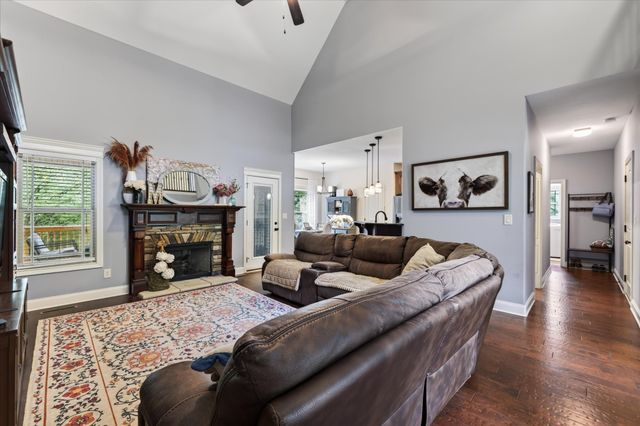 2380 Lock B Rd, N, Clarksville, TN 37043