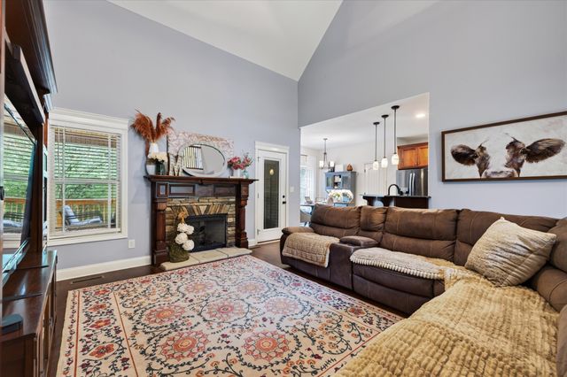 2380 Lock B Rd, N, Clarksville, TN 37043