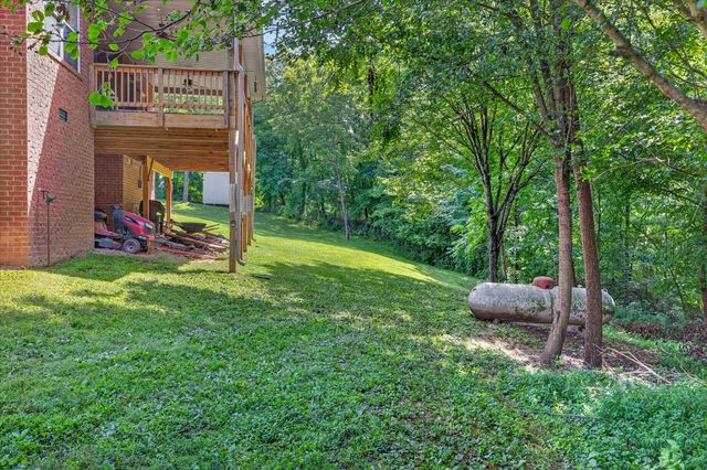 2380 Lock B Rd, N, Clarksville, TN 37043
