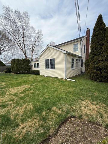 1009 Huckleberry Road, North Bellmore, NY 11710