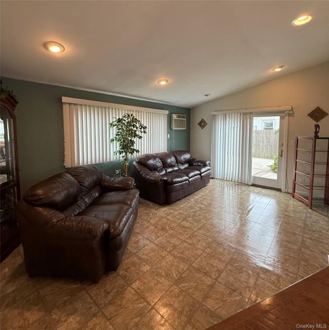 1009 Huckleberry Road, North Bellmore, NY 11710