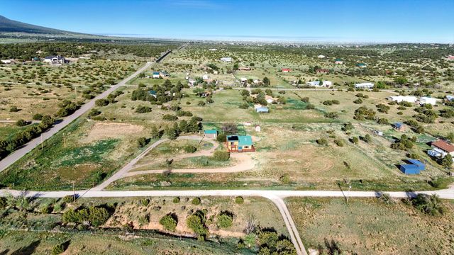 168 ENTRANOSA Court, Sandia Park, NM 87047