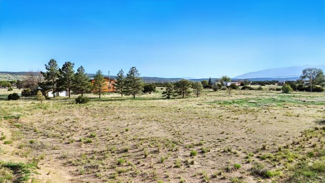 168 ENTRANOSA Court, Sandia Park, NM 87047