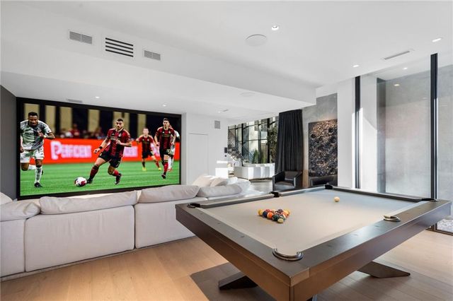 2716 Ridgewood NW Road, Atlanta, GA 30327