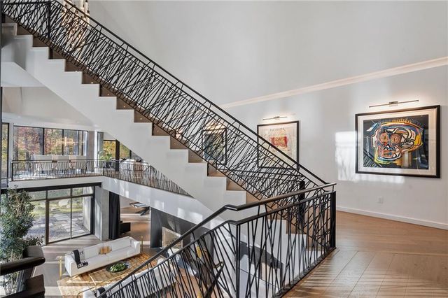 2716 Ridgewood NW Road, Atlanta, GA 30327