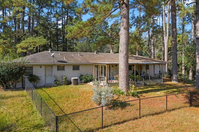 1208 N St Mary, Carthage, TX 75633