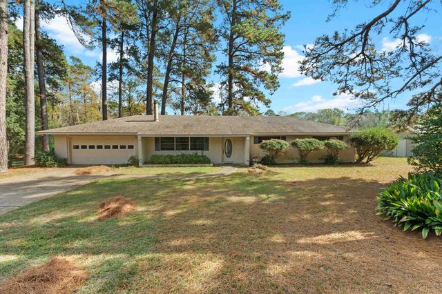 1208 N St Mary, Carthage, TX 75633