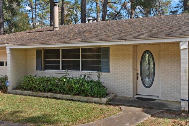 1208 N St Mary, Carthage, TX 75633