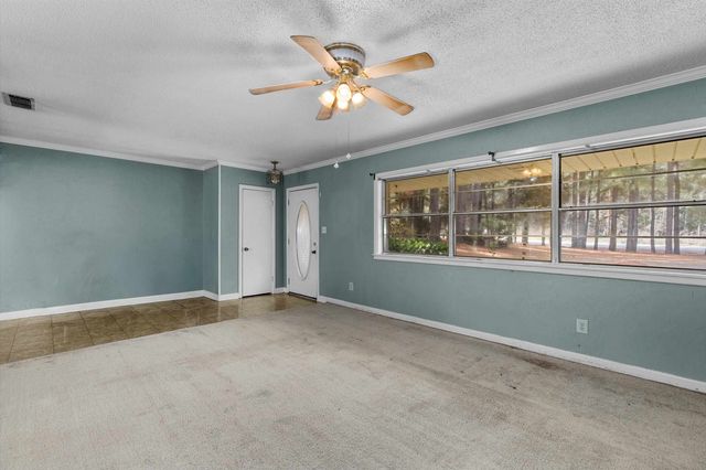 1208 N St Mary, Carthage, TX 75633