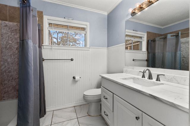 1208 N St Mary, Carthage, TX 75633