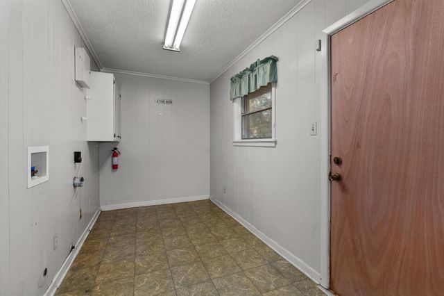 1208 N St Mary, Carthage, TX 75633