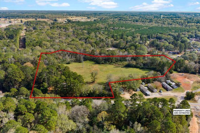 1208 N St Mary, Carthage, TX 75633