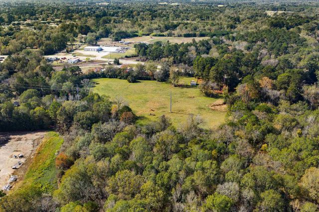 1208 N St Mary, Carthage, TX 75633