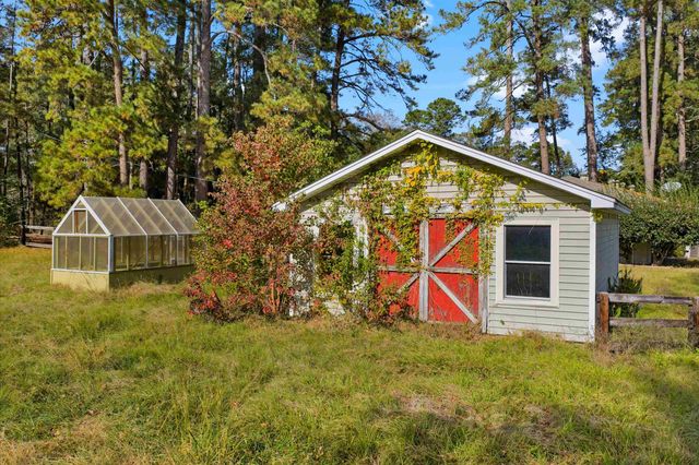 1208 N St Mary, Carthage, TX 75633