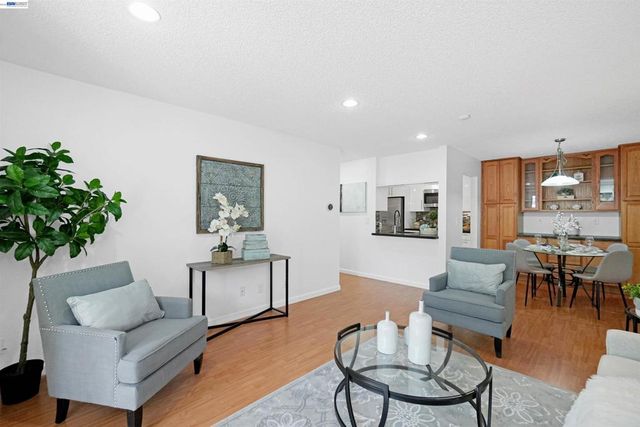 39931 Cedar Blvd 104, Newark, CA 94560