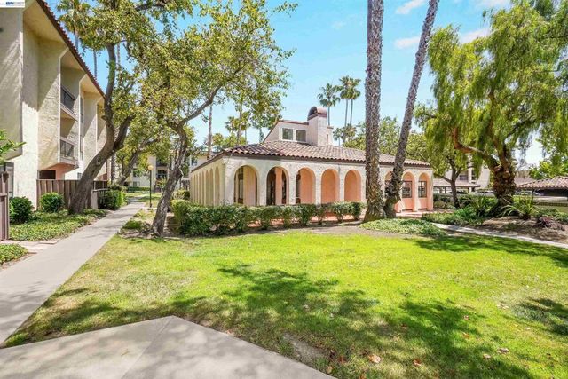 39931 Cedar Blvd 104, Newark, CA 94560