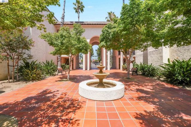 39931 Cedar Blvd 104, Newark, CA 94560