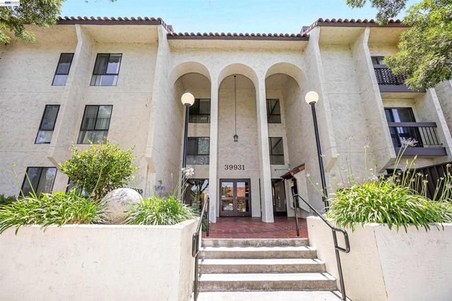 39931 Cedar Blvd 104, Newark, CA 94560