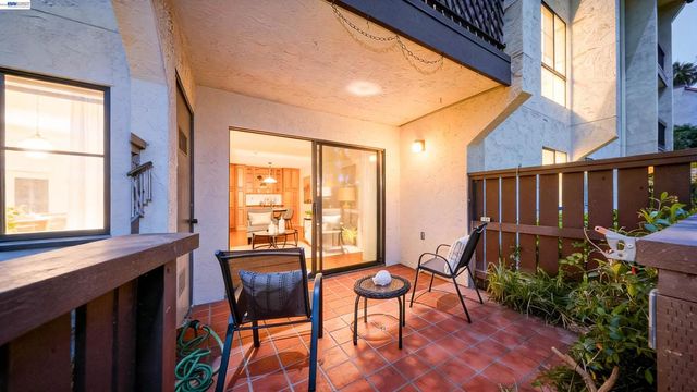 39931 Cedar Blvd 104, Newark, CA 94560