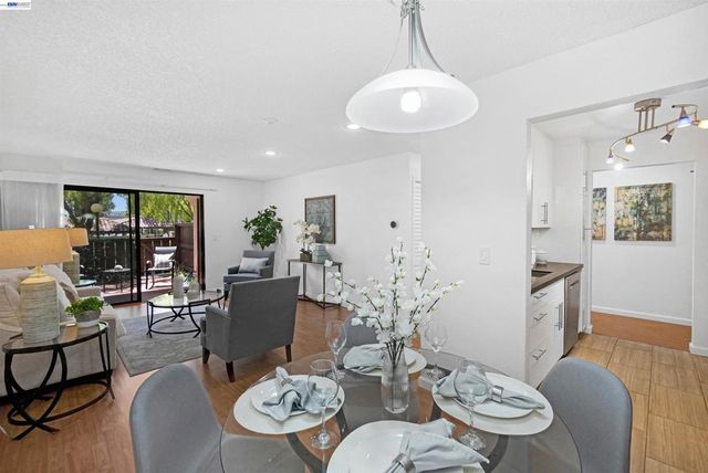 39931 Cedar Blvd 104, Newark, CA 94560