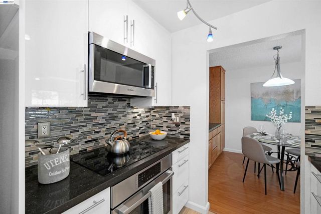 39931 Cedar Blvd 104, Newark, CA 94560