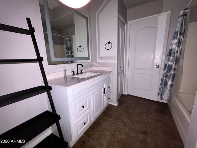 2929 W YORKSHIRE Drive 2012, Phoenix, AZ 85027