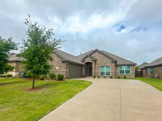 205 Watson Street, Red Oak, TX 75154