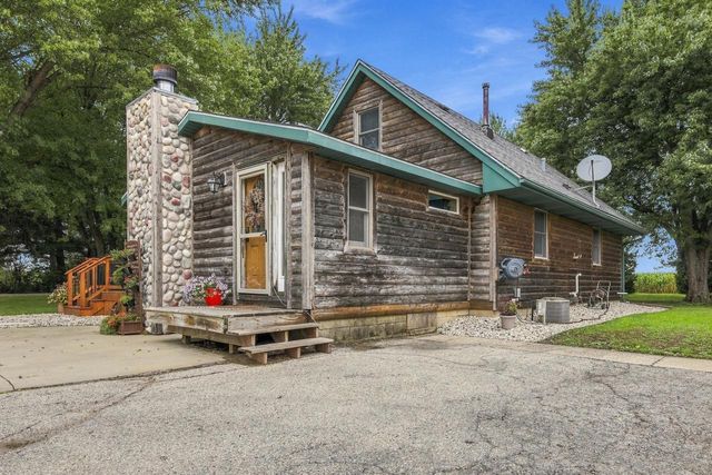 N8092 Marsh ROAD, East Troy, WI 53120