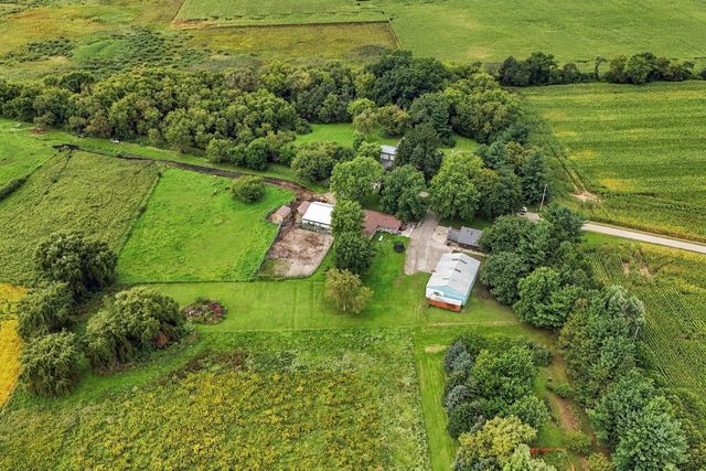 N8092 Marsh ROAD, East Troy, WI 53120