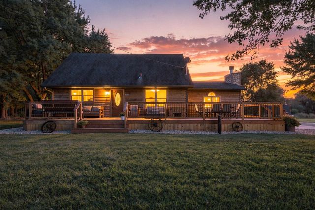 N8092 Marsh ROAD, East Troy, WI 53120