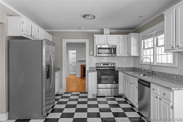 521 S Main Street, Broadway, NC 27505
