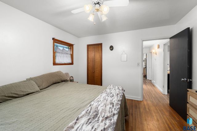 2916 S Walts Ave Avenue, Sioux Falls, SD 57105